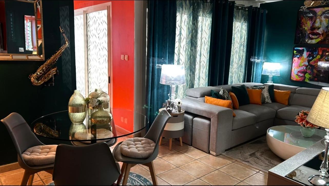 Bienvenue Chez Maxime Daire Saint-Denis Dış mekan fotoğraf